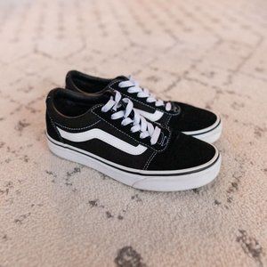 Vans Ward Lo Suede Sneaker in Black
